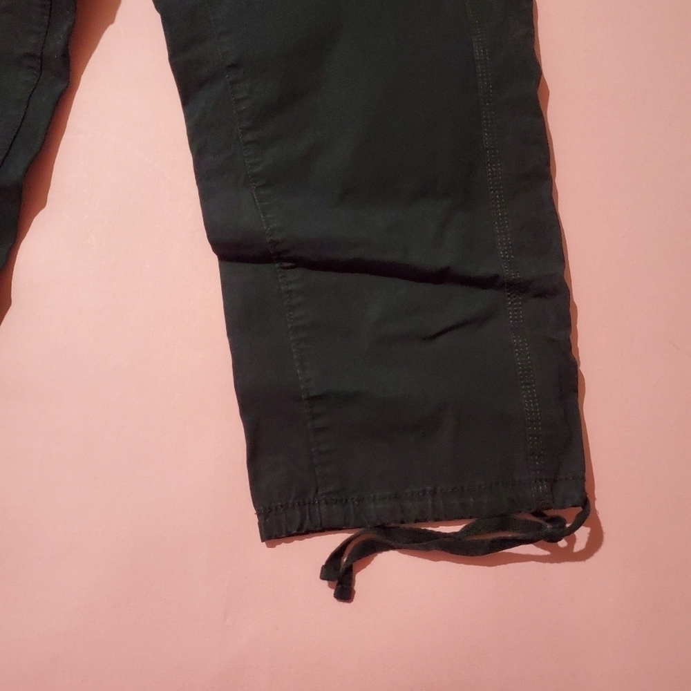 DKNY Jeans Black Capri Outdoor Pants - Picture 2 of 9